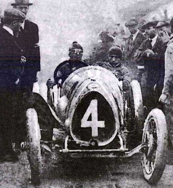 4 Bugatti 22 1.5 - E.Lenti (1).jpg